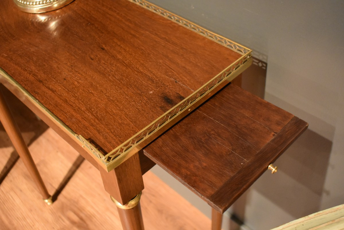 Louis XVI Style Side Table-photo-2