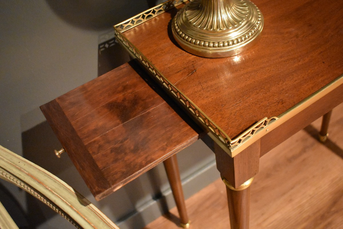 Louis XVI Style Side Table-photo-3