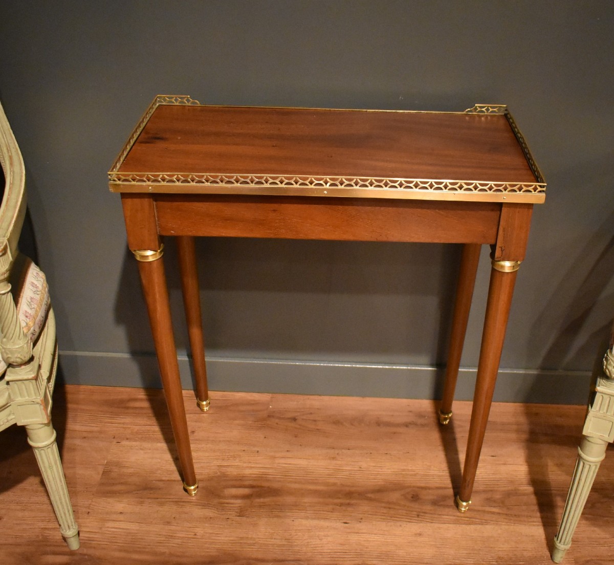 Louis XVI Style Side Table-photo-7
