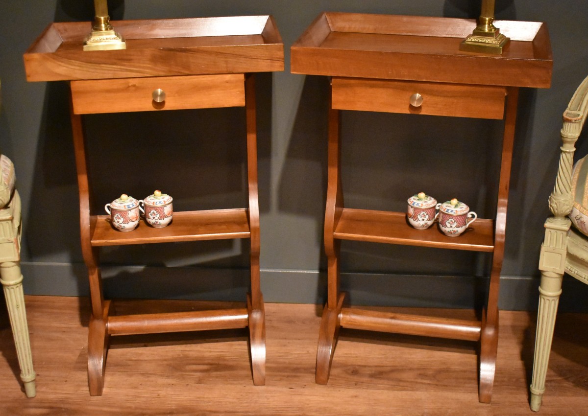 Paire de  tables de chevet en noyer de style DIrectoire-photo-2