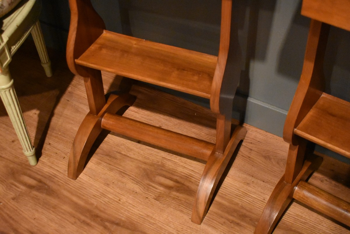 Paire de  tables de chevet en noyer de style DIrectoire-photo-3