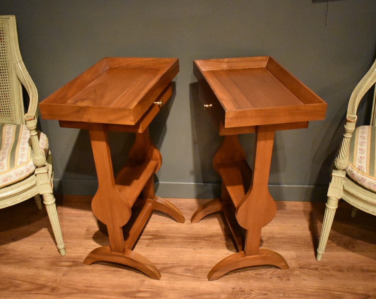 Paire de  tables de chevet en noyer de style DIrectoire-photo-4