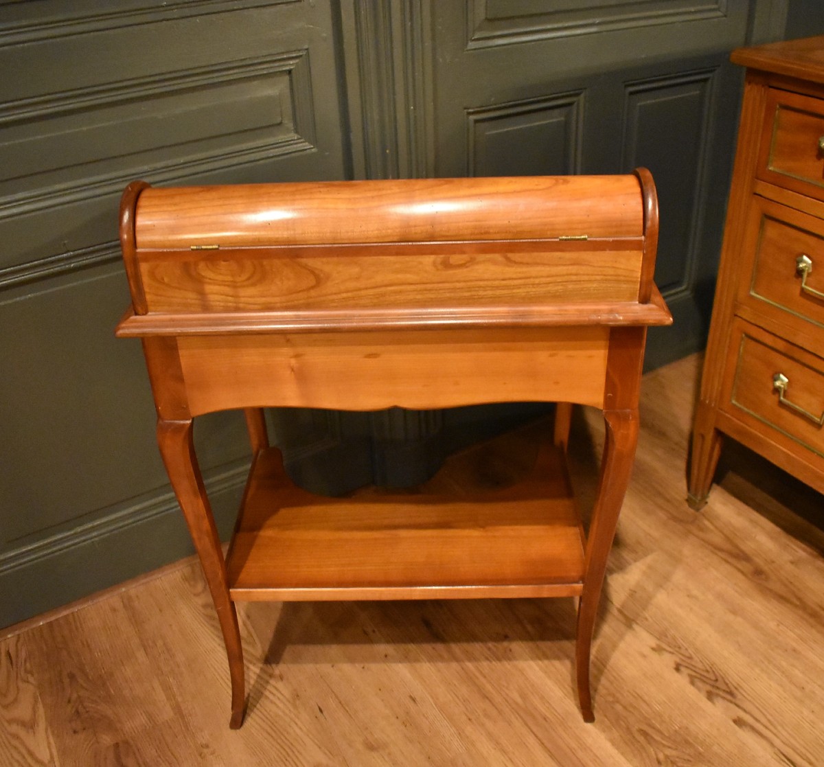 Petit bureau en merisier-photo-5