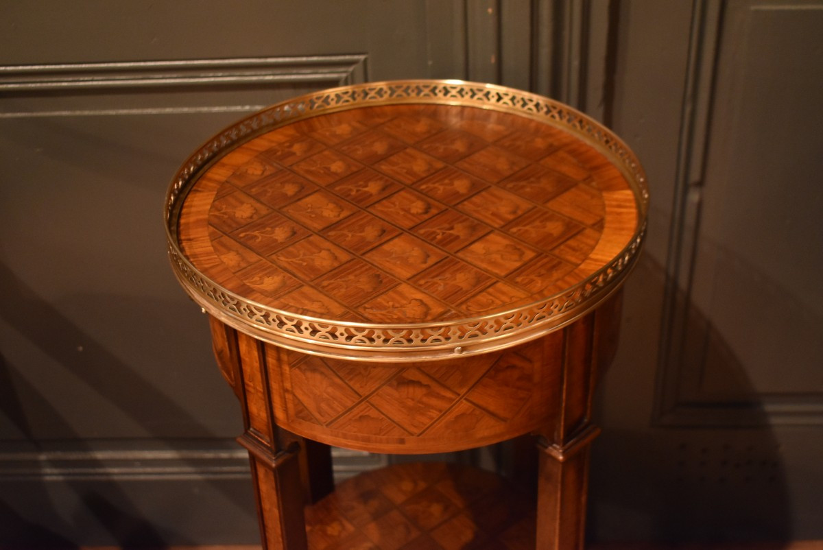 Petite table d'appoint en marqueterie-photo-6
