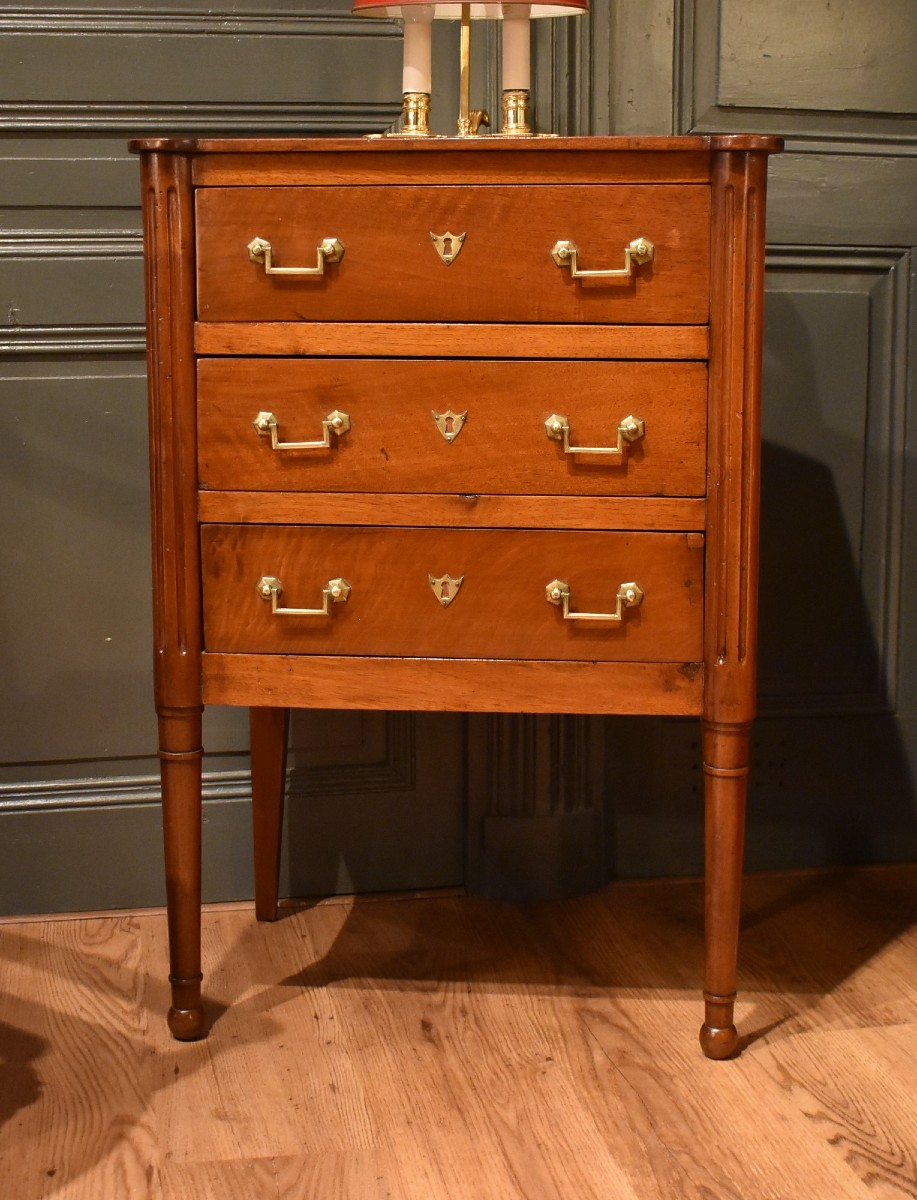 Very Small Mahogany Chest Of Drawers-photo-3