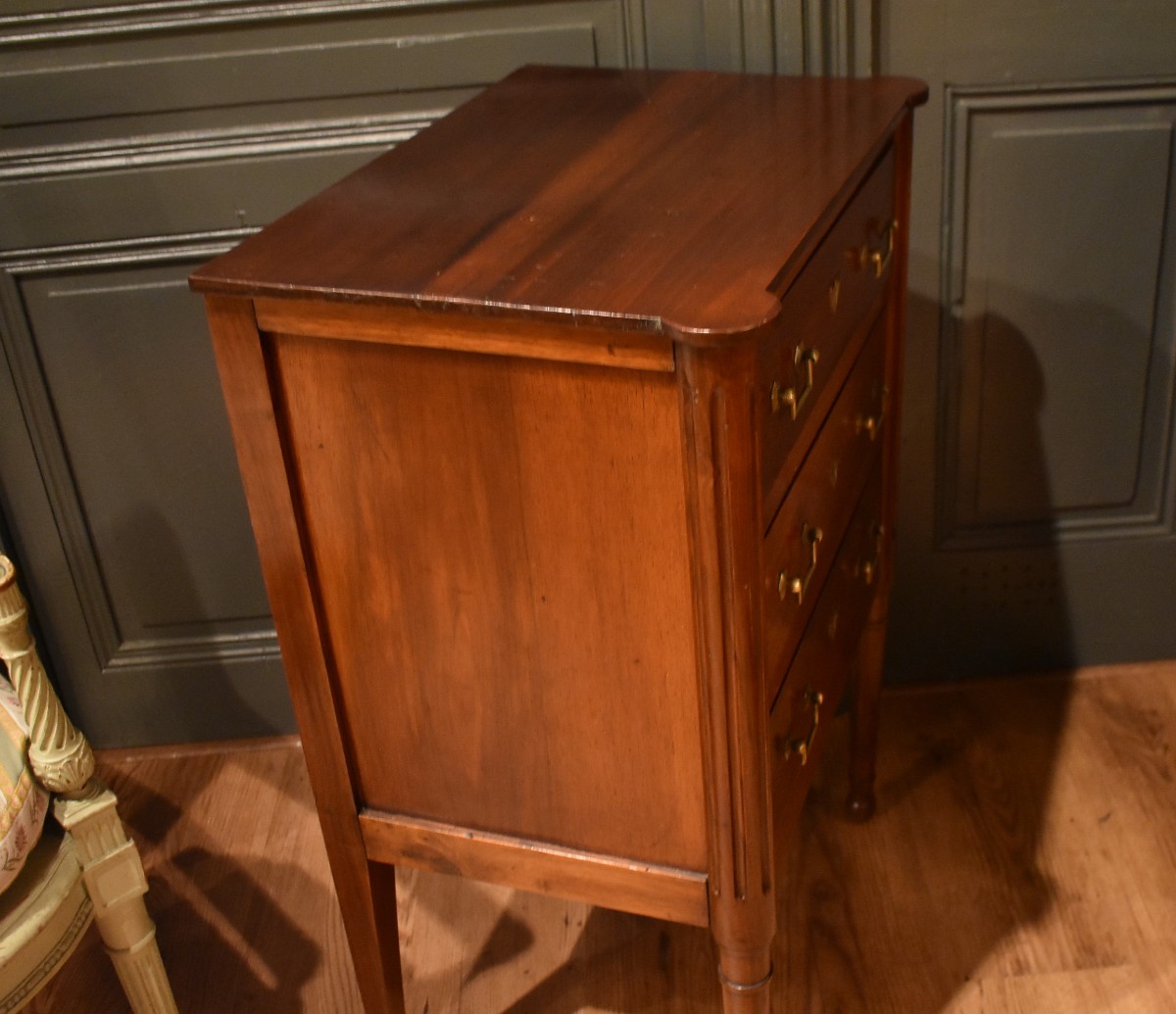 Very Small Mahogany Chest Of Drawers-photo-5