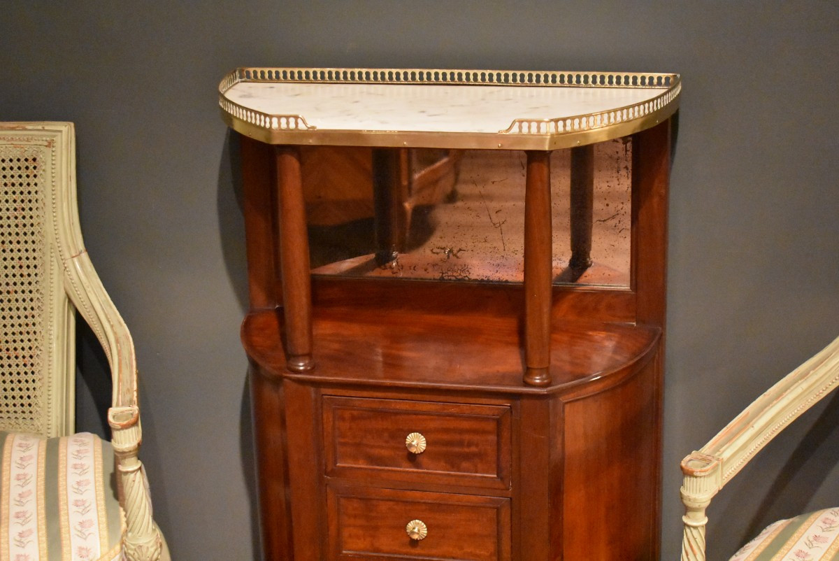 Petit meuble d'entre-deux en acajou de style Louis XVI-photo-4