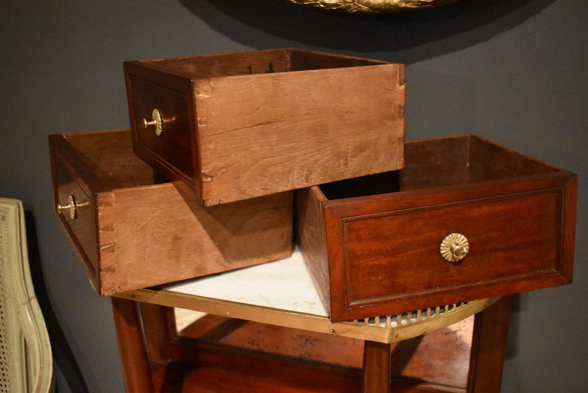 Petit meuble d'entre-deux en acajou de style Louis XVI-photo-5