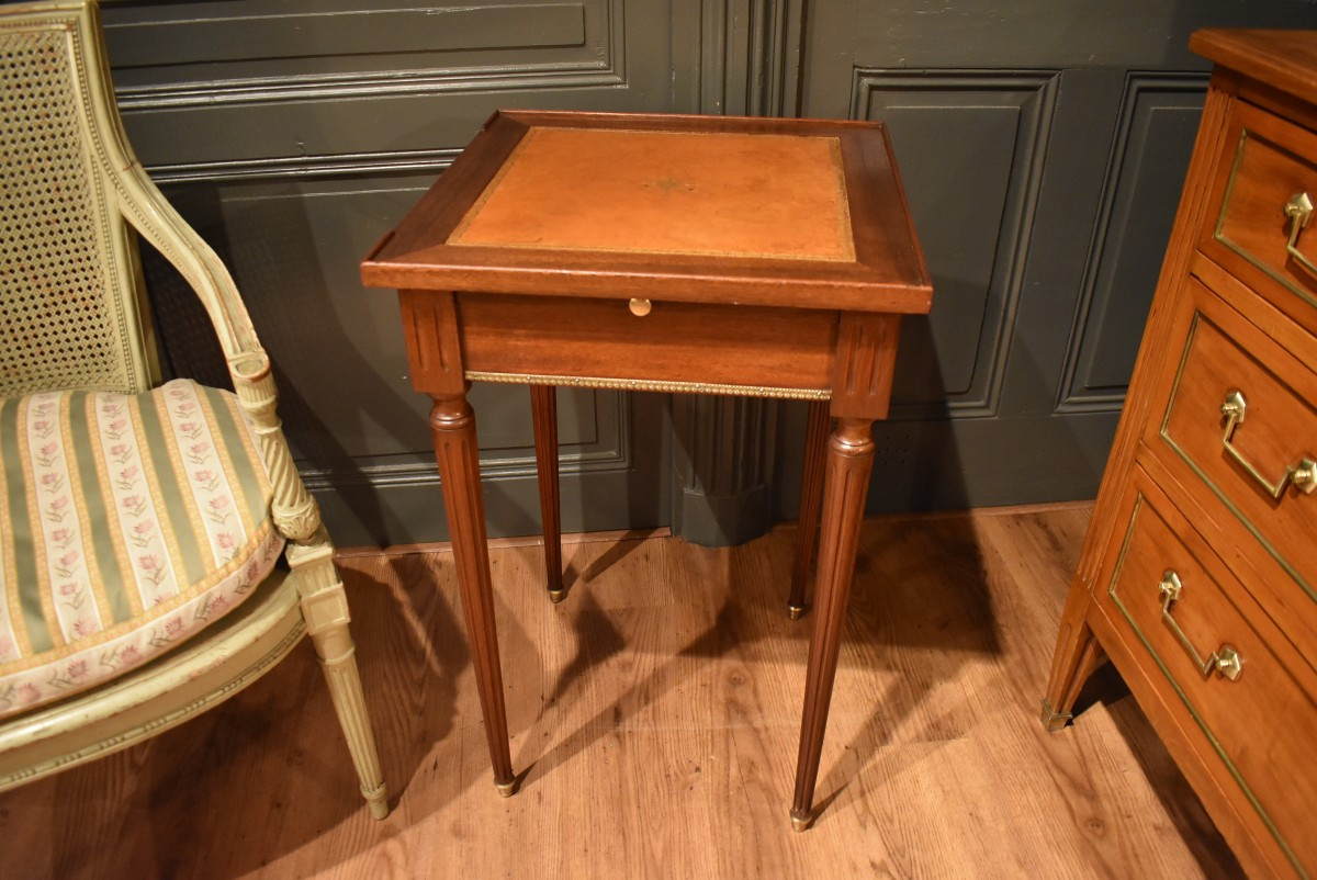 Small Louis XVI Style Writing Table-photo-3