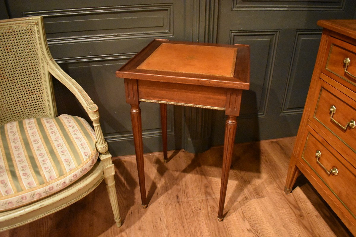 Small Louis XVI Style Writing Table-photo-5