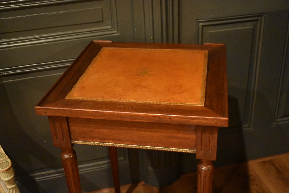 Small Louis XVI Style Writing Table-photo-6