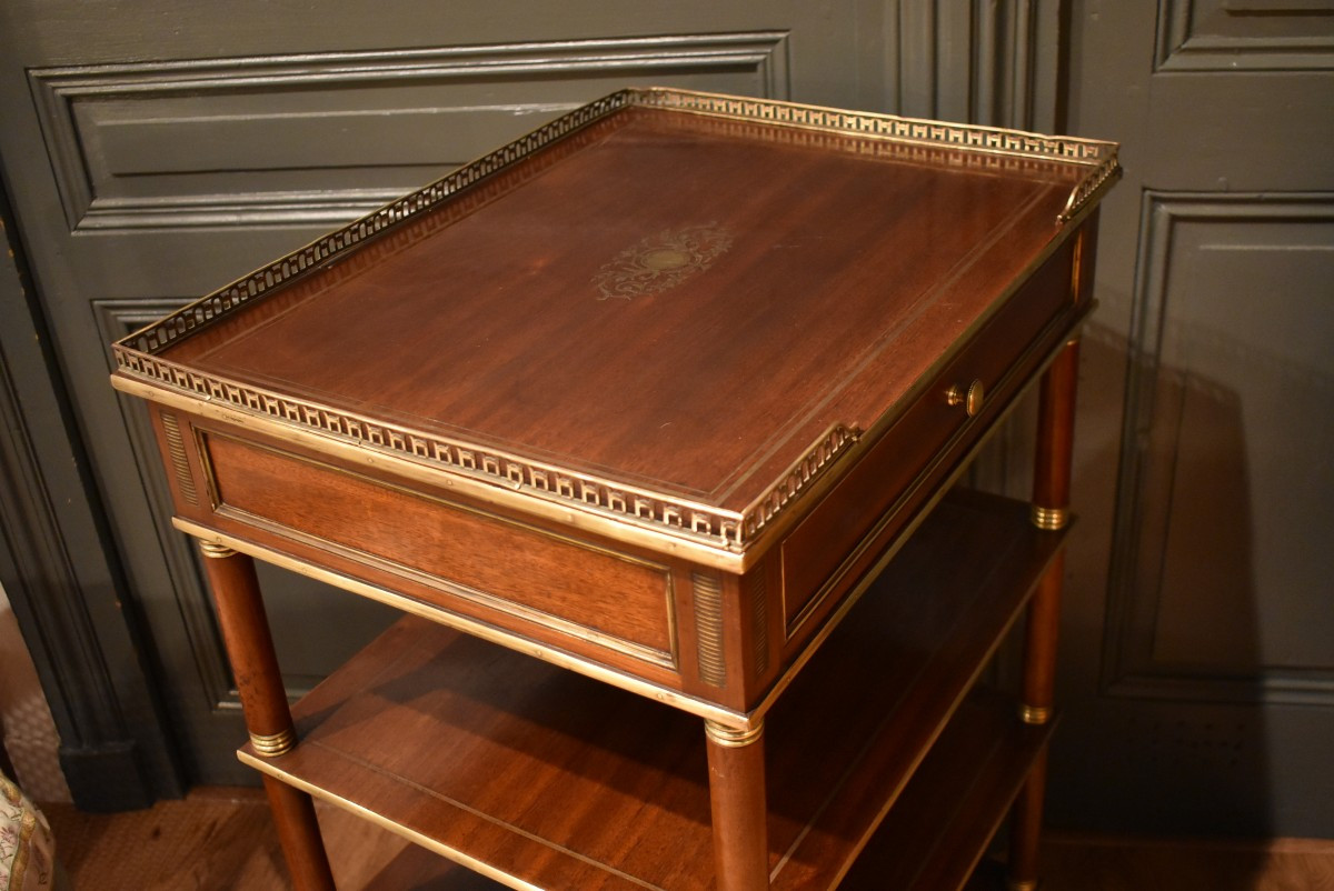 Table en acajou à quatre plateaux-photo-8