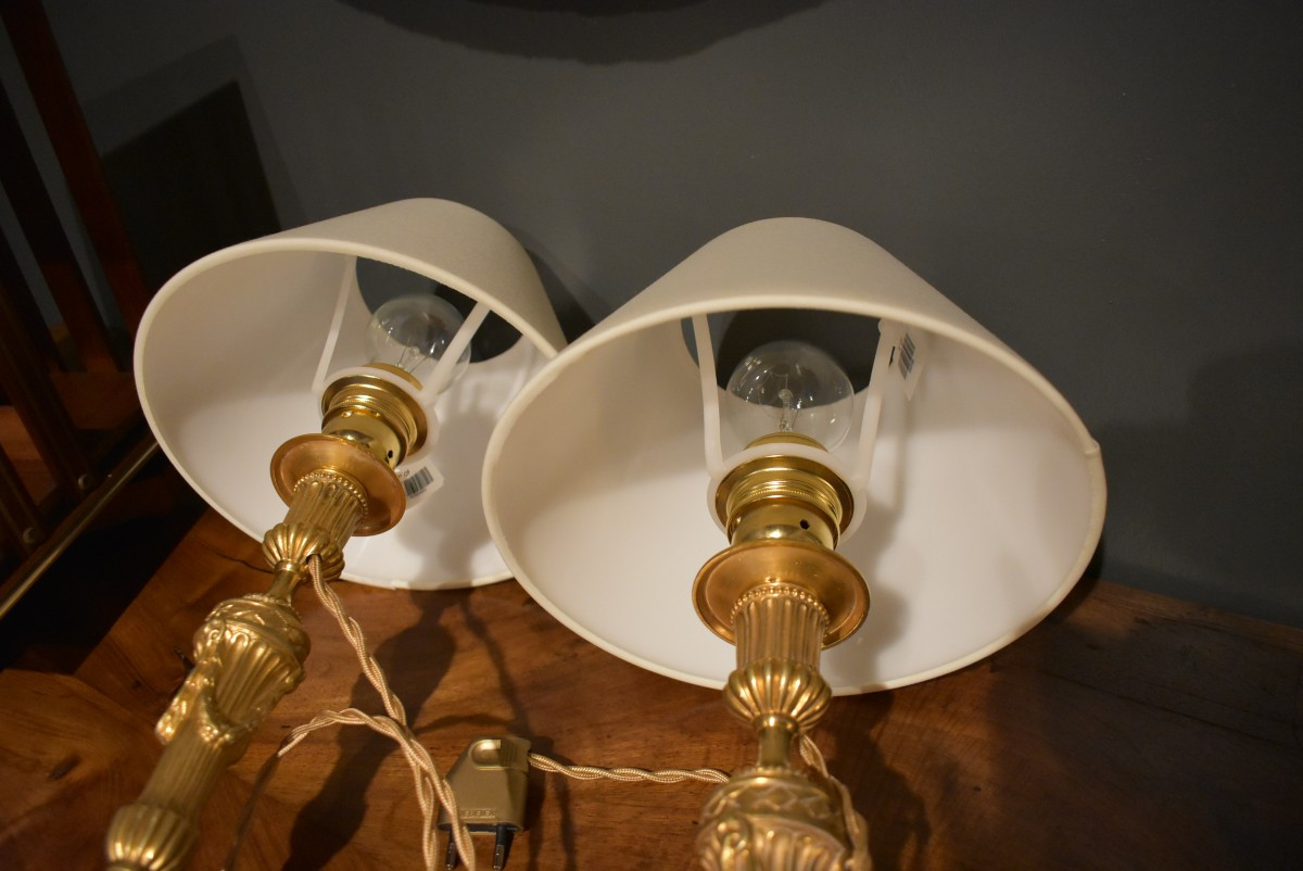 Paire de lampes en bronze doré de style Louis XVI-photo-8