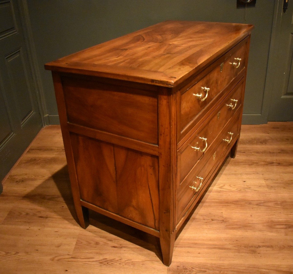 Louis XVI Style Walnut Chest Of Drawers-photo-6