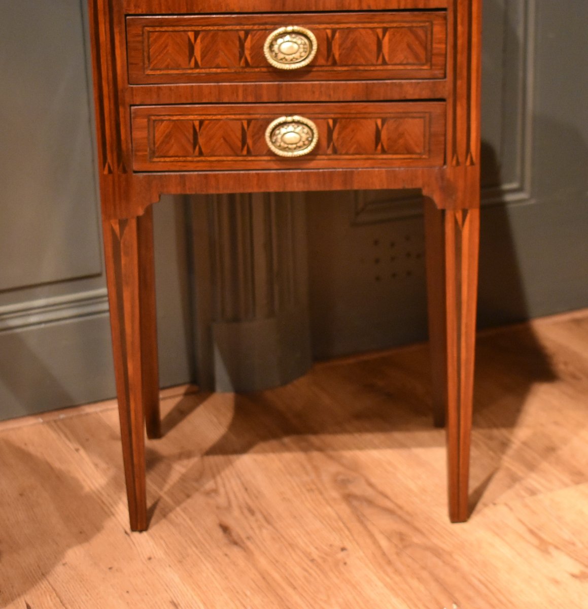 Chevet de style Louis XVI-photo-1