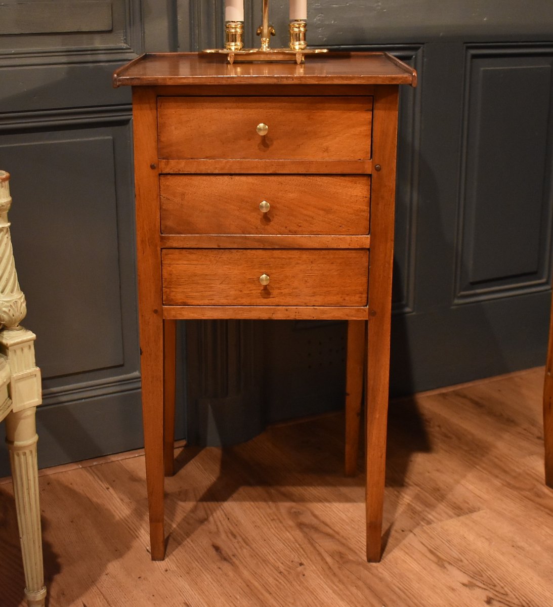 Walnut Bedside Cabinet-photo-2