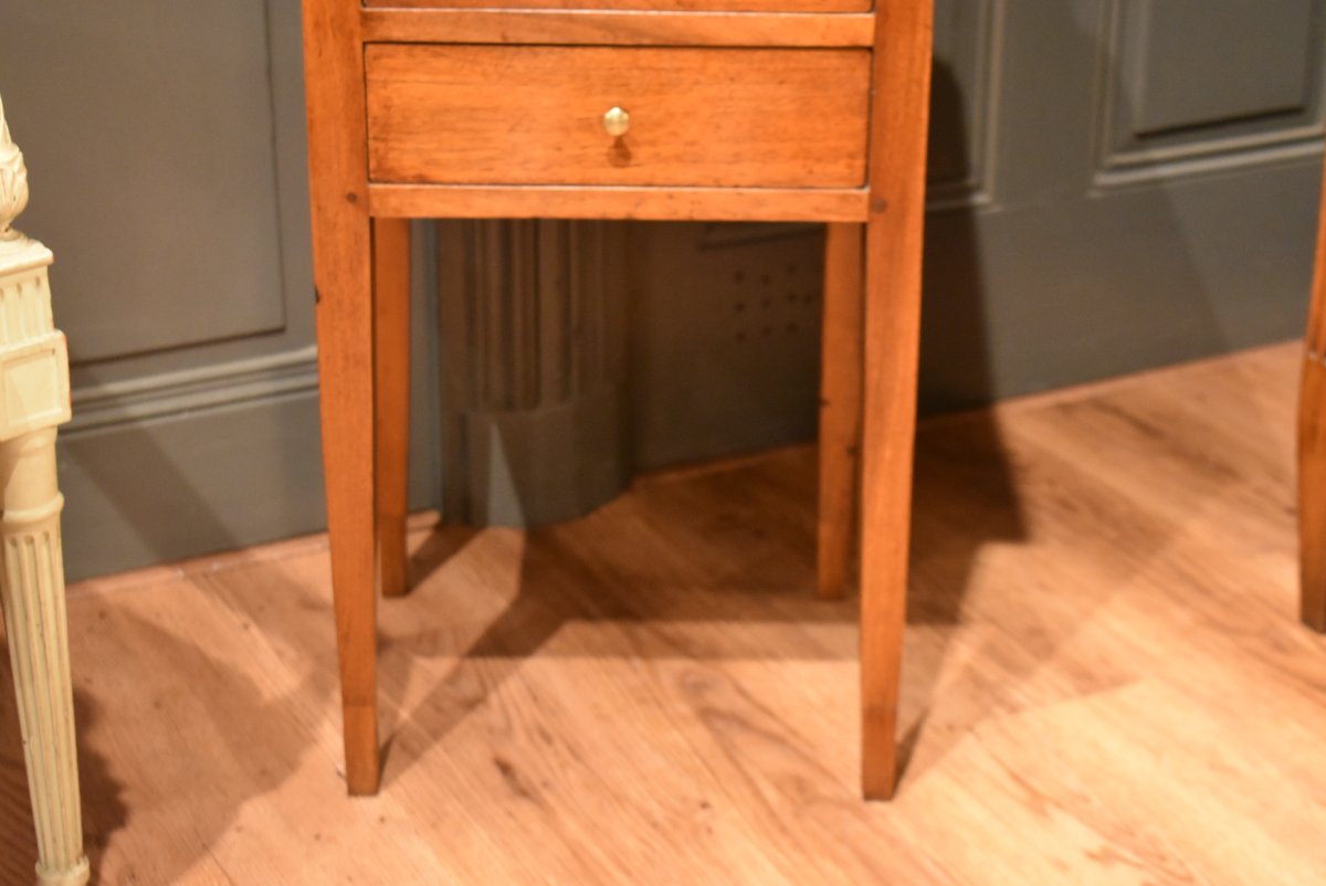 Walnut Bedside Cabinet-photo-4
