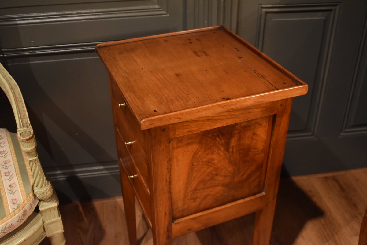 Walnut Bedside Cabinet-photo-5
