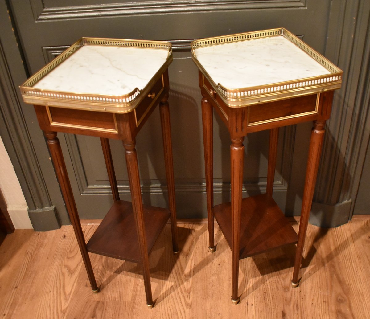 Paire de petits chevets de style Louis XVI-photo-3