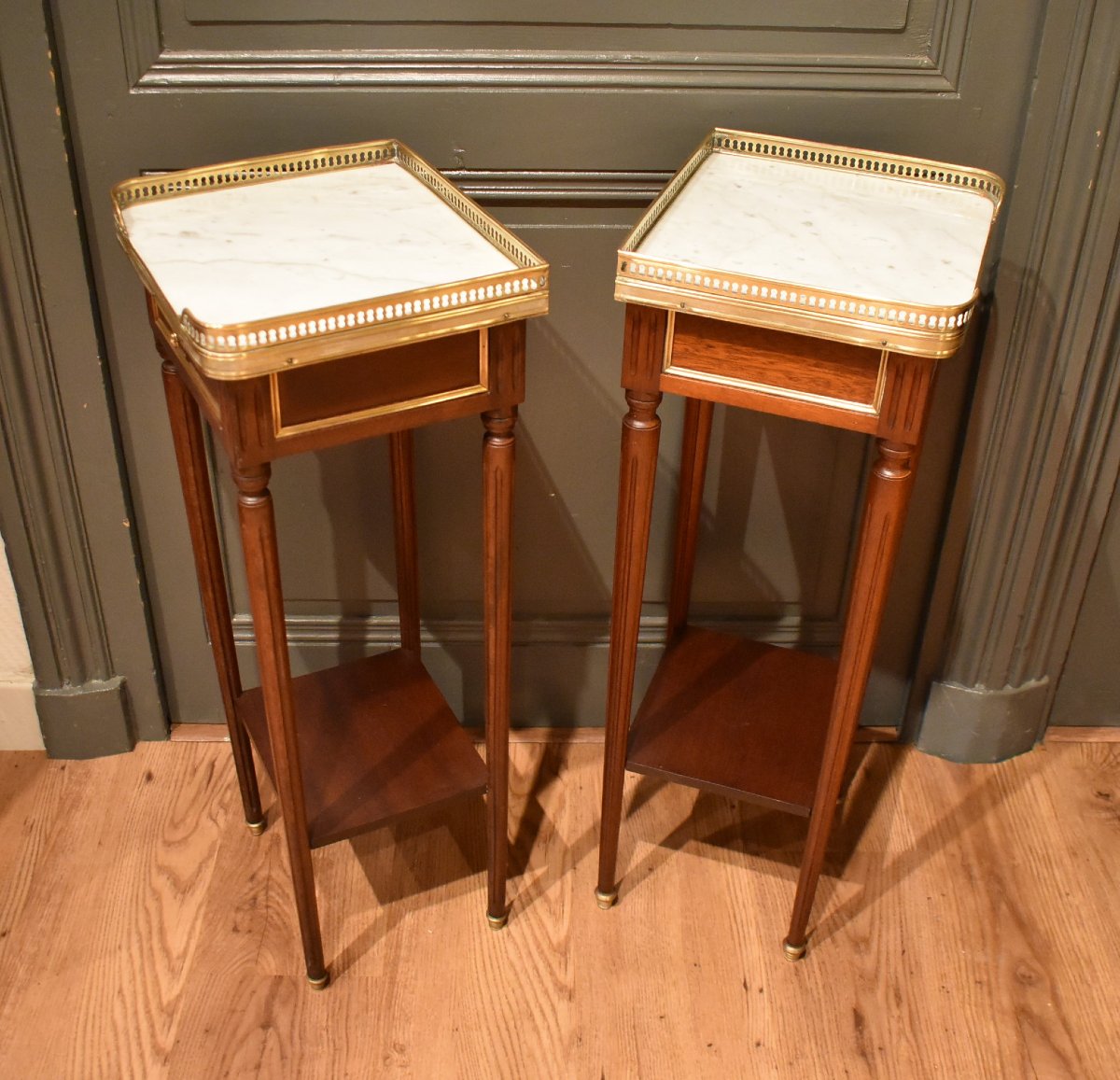 Paire de petits chevets de style Louis XVI-photo-7