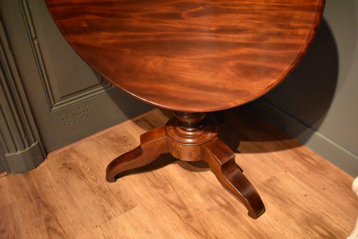 Mahogany Tilting Pedestal Table-photo-4