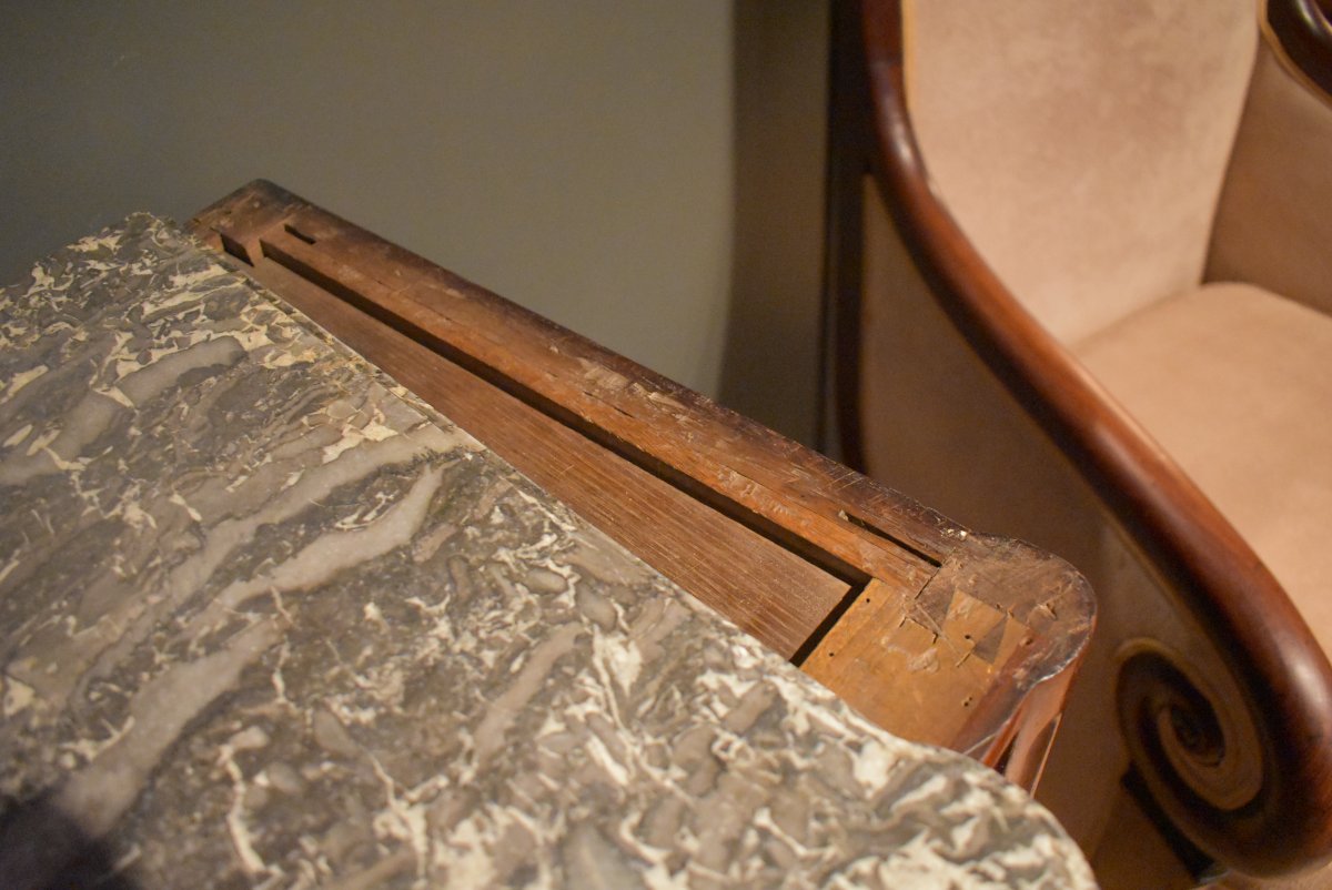 Petite commode Louis XVI en acajou avec estampille-photo-7