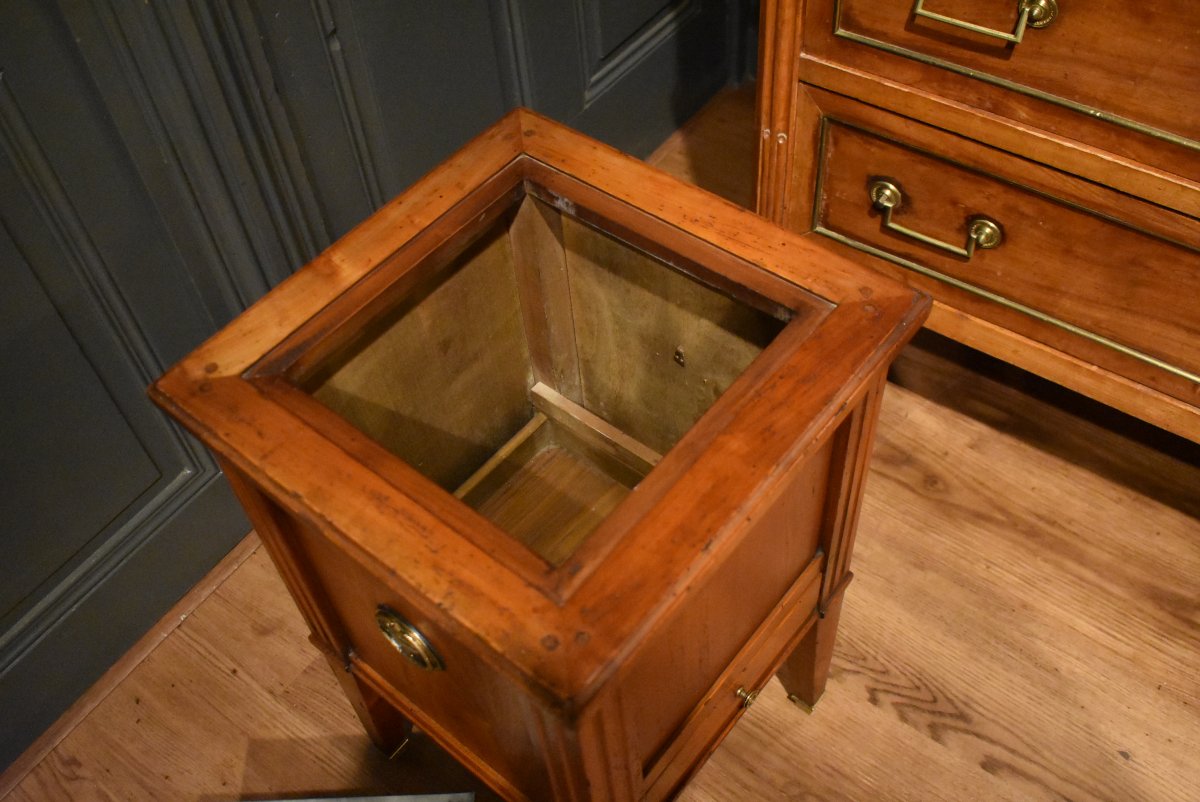 Square Louis XVI-style Cherrywood Planter On Legs-photo-5