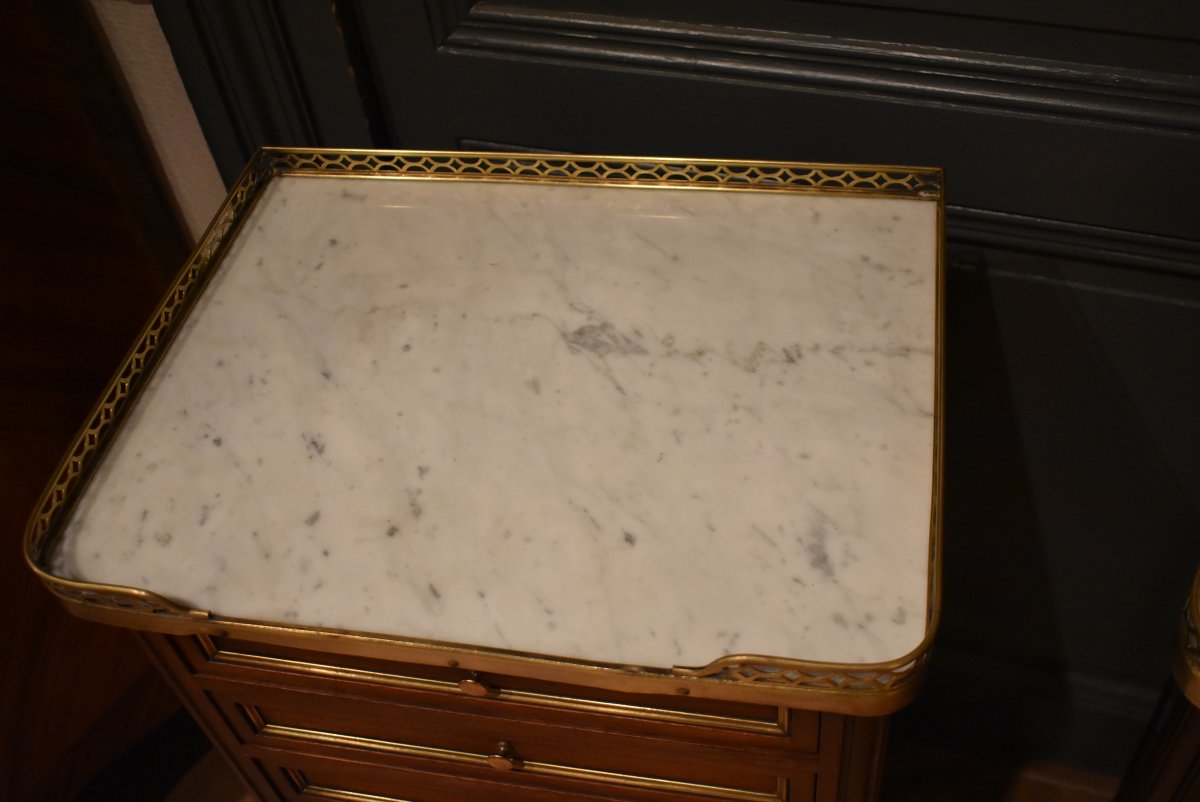 Pair Of Louis XVI-style Nightstands-photo-1