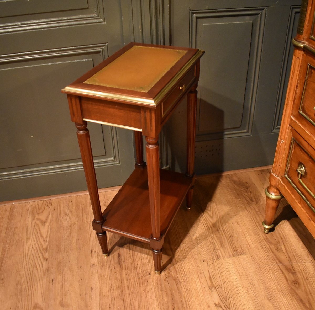 Louis XVI-style Side Table-photo-7