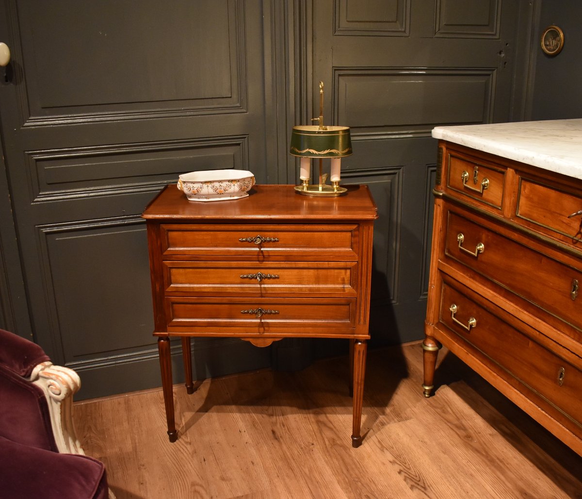 Small Cherry Wood Dresser