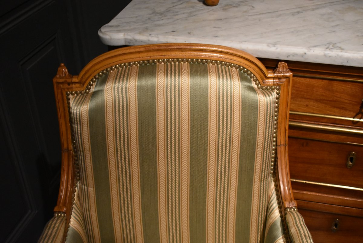 Paire de bergères de style Louis XVI de Mailfert-photo-2