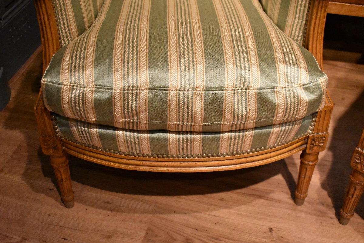 Paire de bergères de style Louis XVI de Mailfert-photo-1