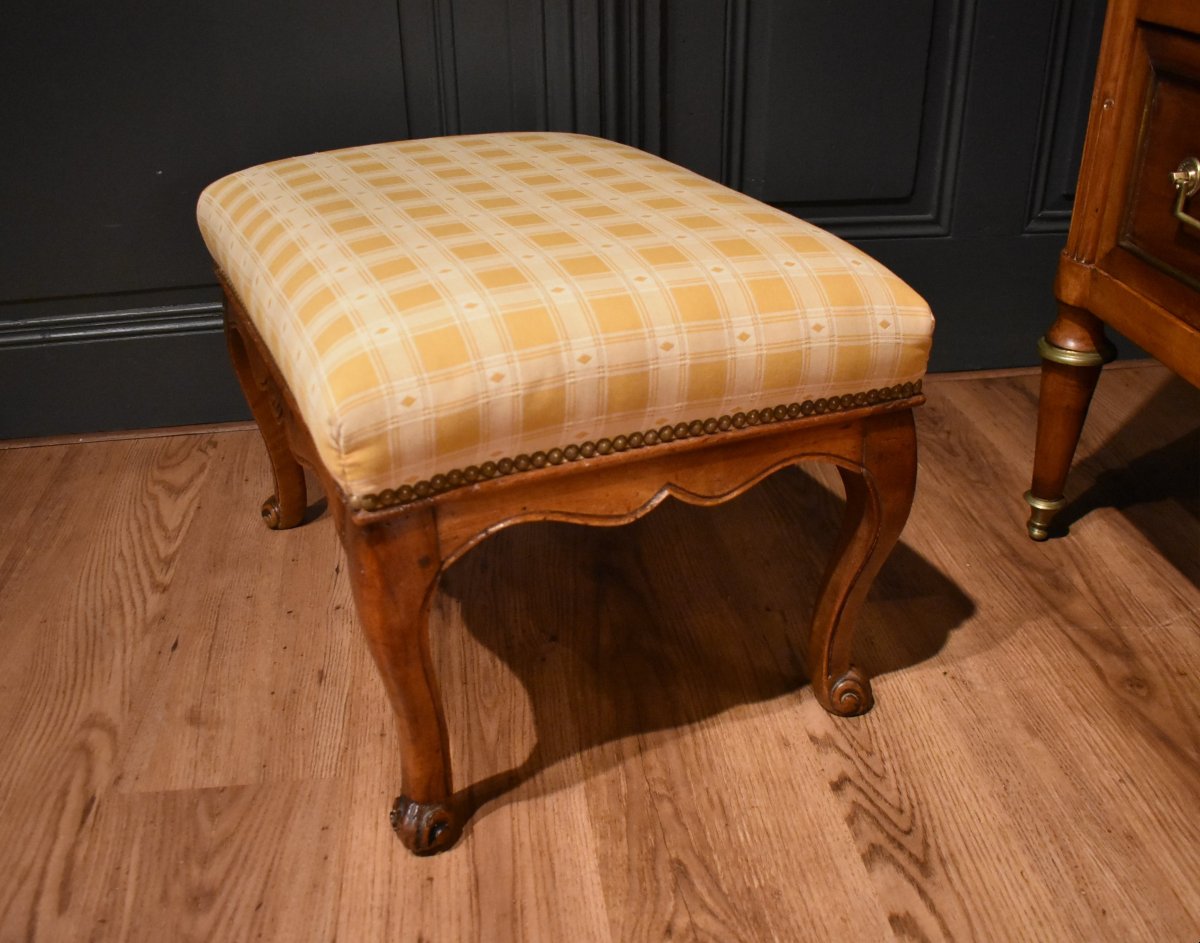 Tabouret en  noyer Louis XV, 18 ième-photo-3