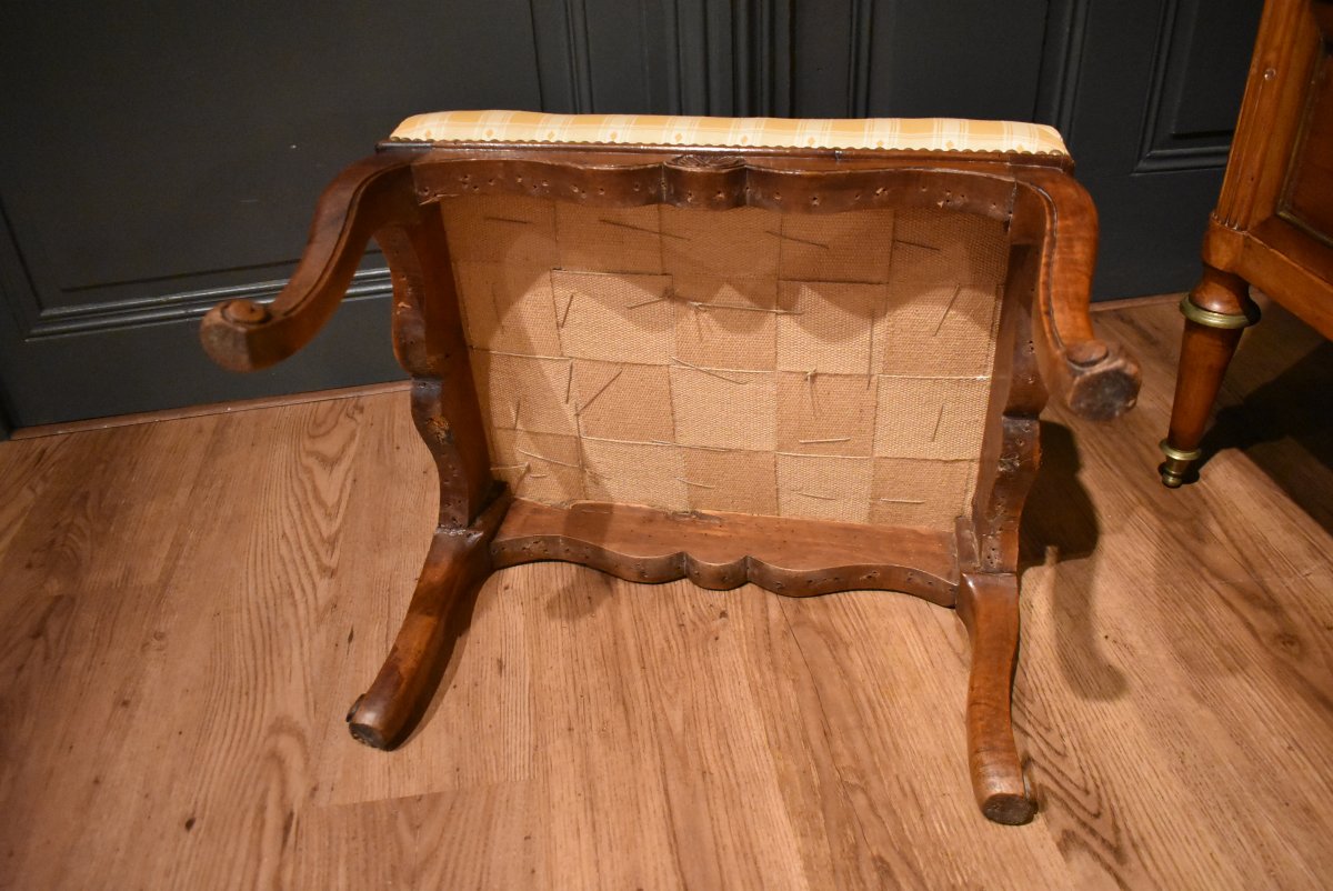 Tabouret en  noyer Louis XV, 18 ième-photo-7