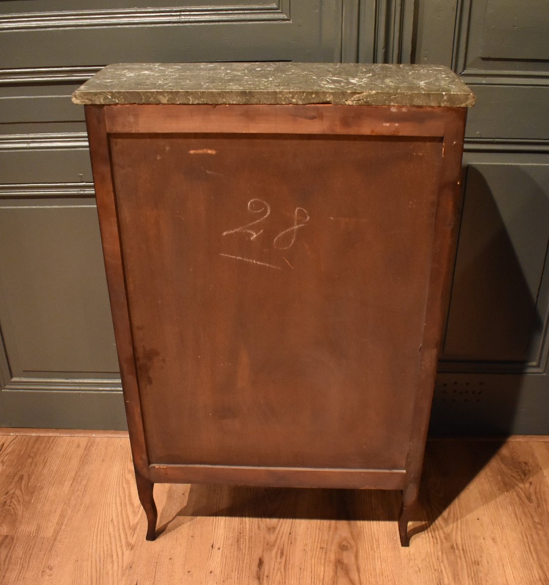 Mahogany Bibus-photo-7