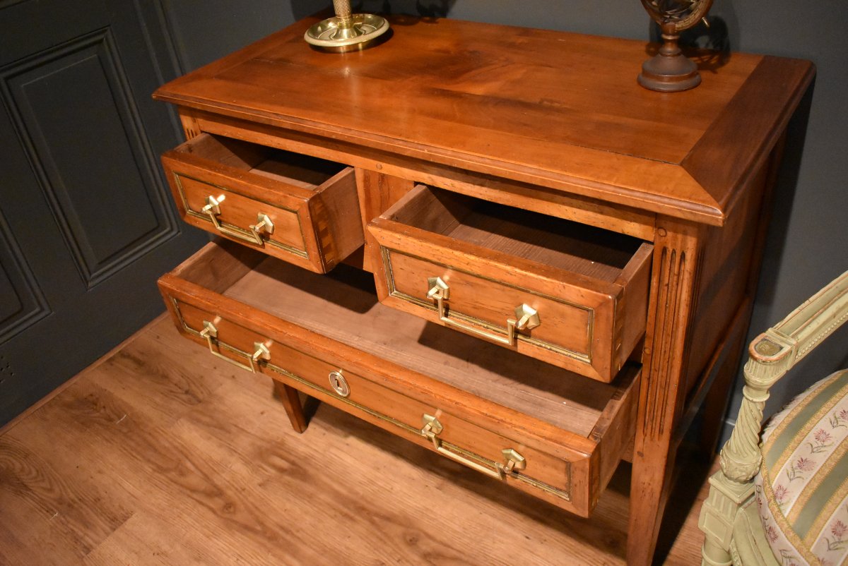 Small Louis XVI-style Chest Of Drawers With A Hopping Top-photo-1