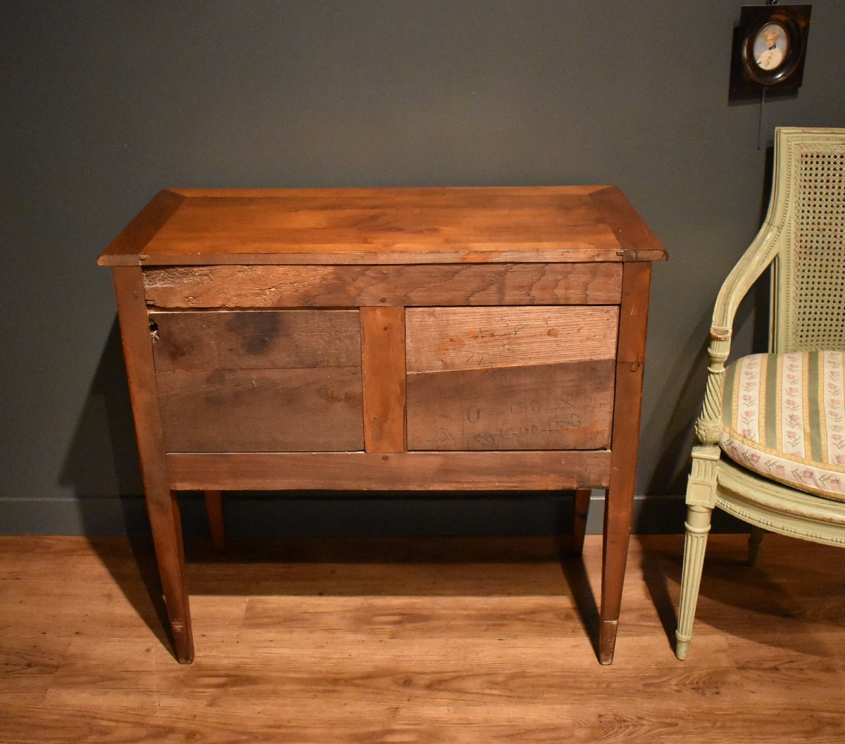 Small Louis XVI-style Chest Of Drawers With A Hopping Top-photo-5