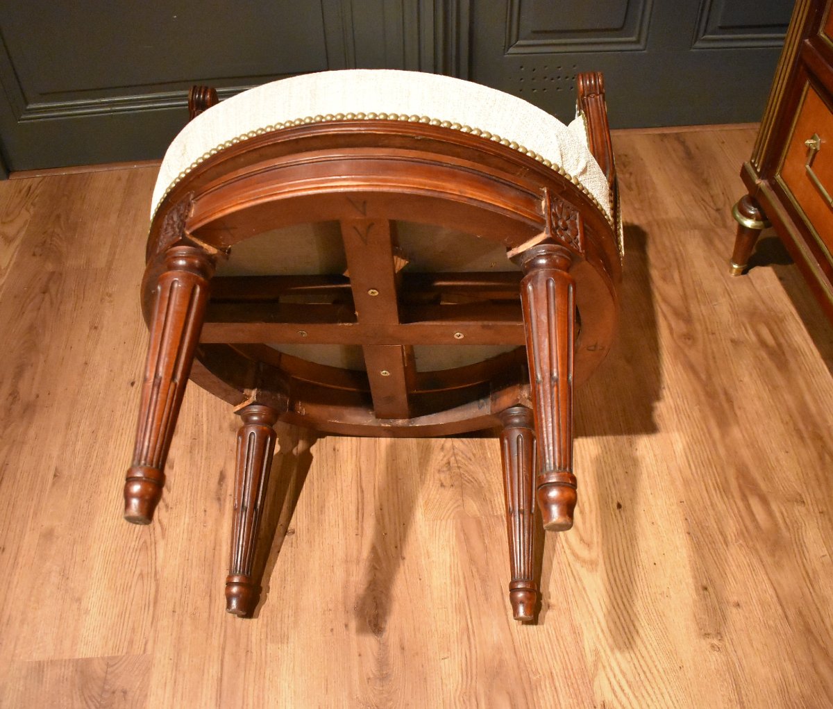 Louis XVI-style Office Chair-photo-8
