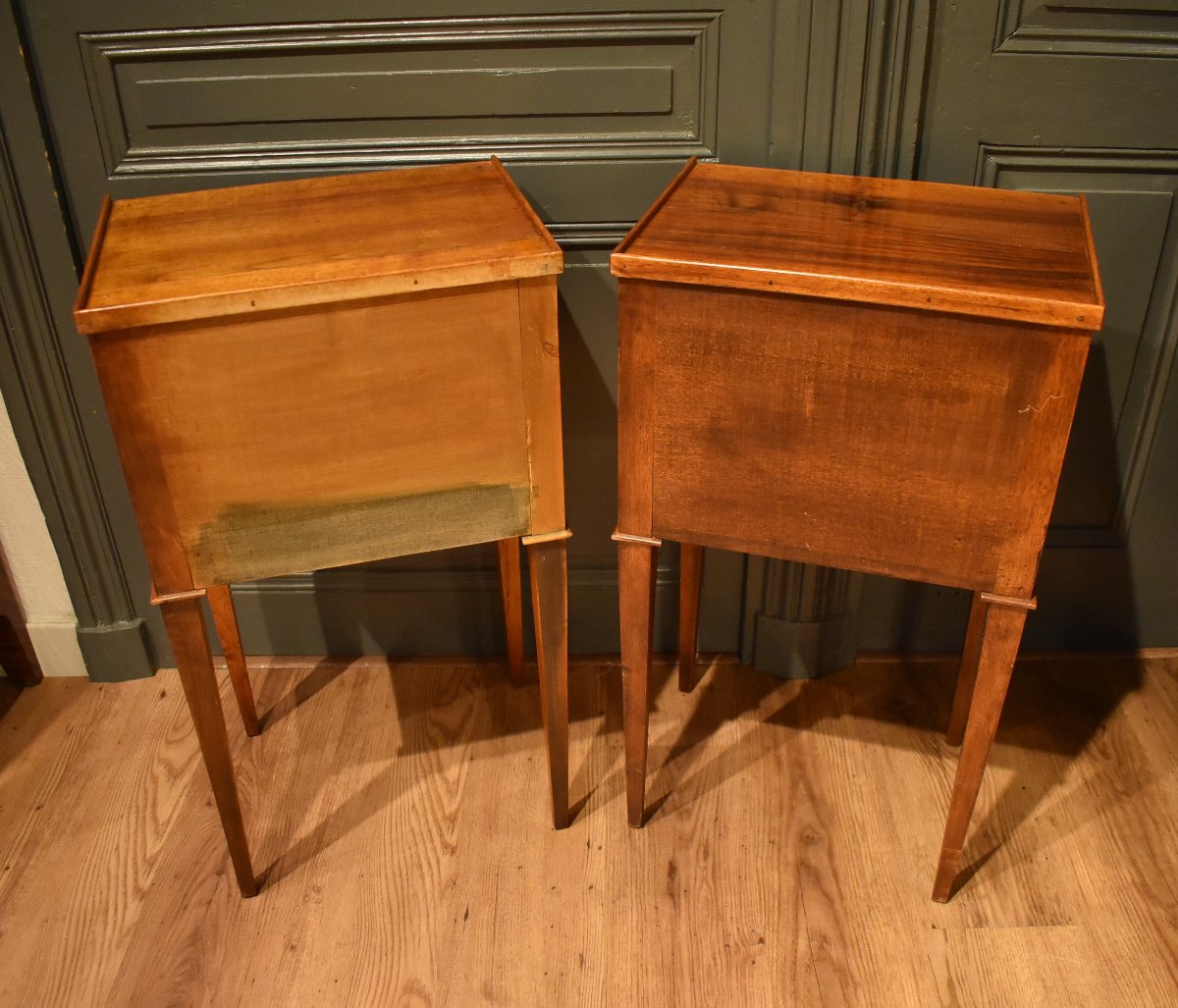 Pair Of Louis XVI-style Nightstands Made Of Walnut-photo-7
