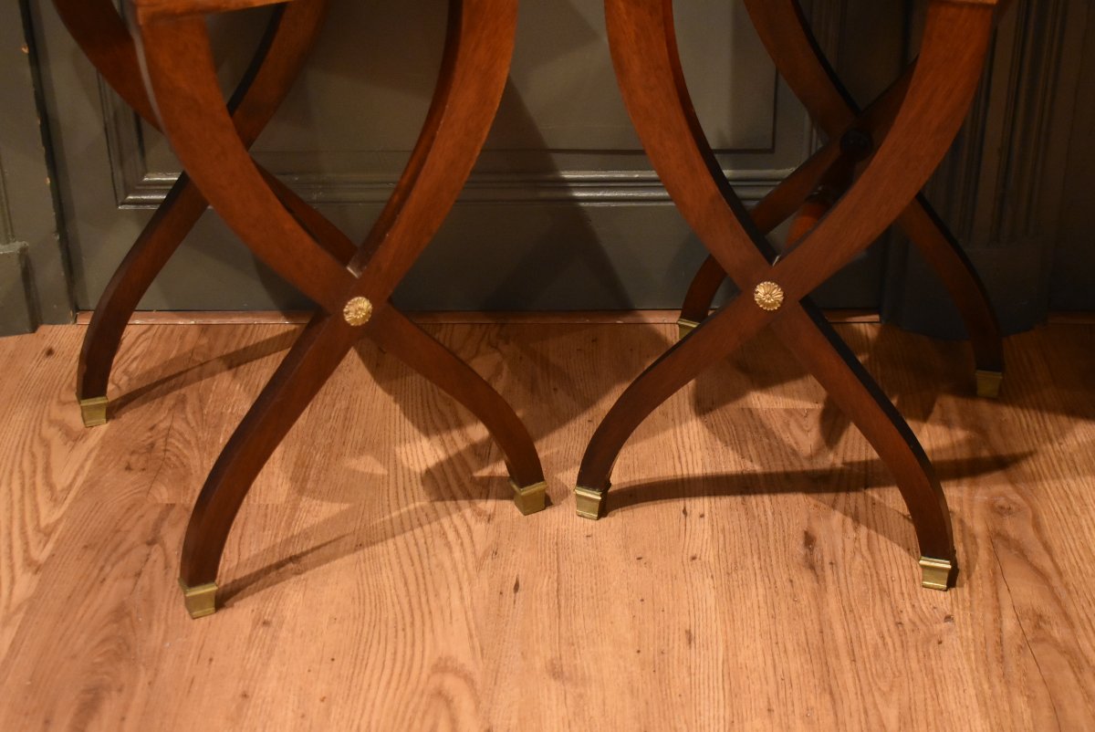 Pair Of Mahogany Nightstands-photo-4
