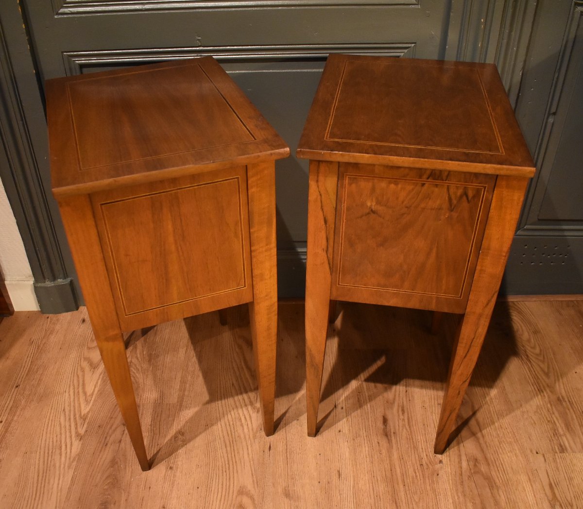 Pair Of Walnut Nightstands-photo-5
