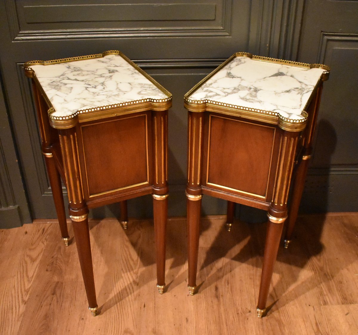 Paire de chevets de style Louis XVI-photo-6