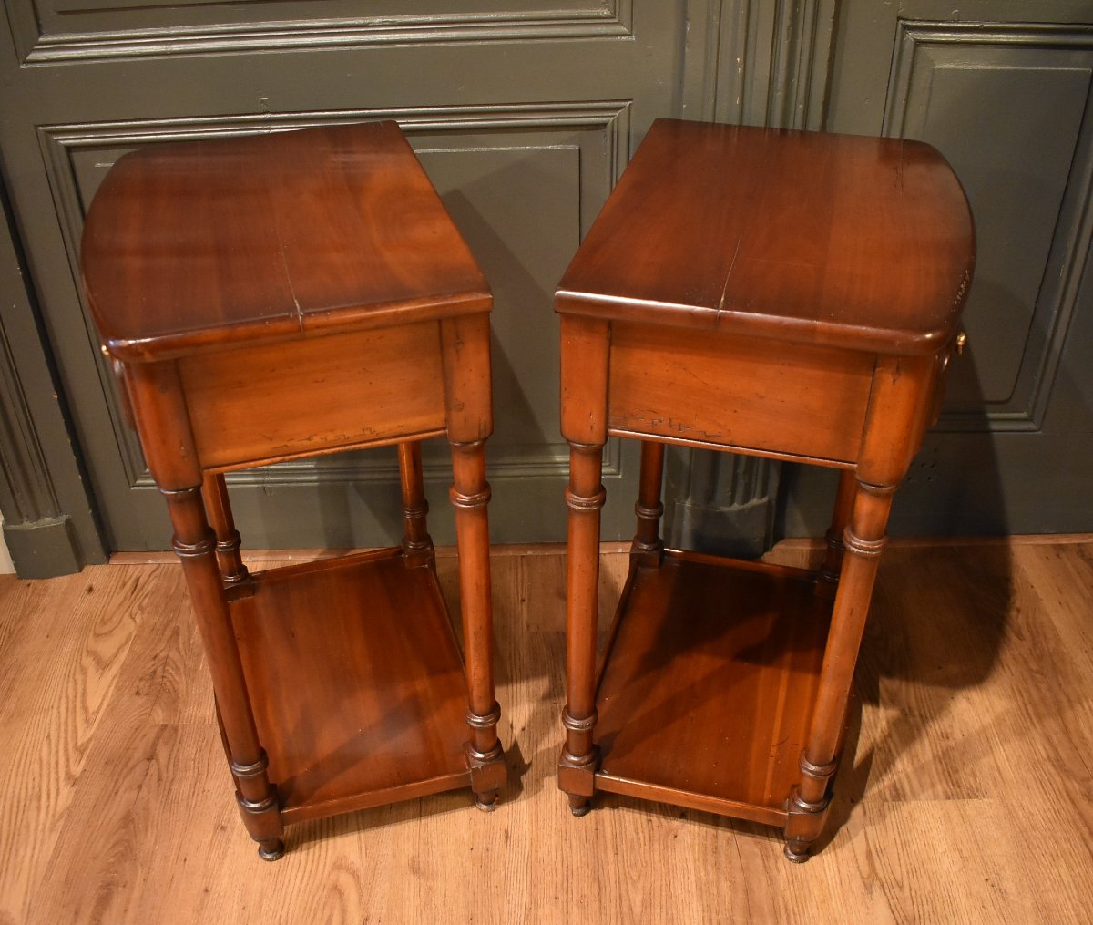 Pair Of Cherry Wood Nightstands-photo-6