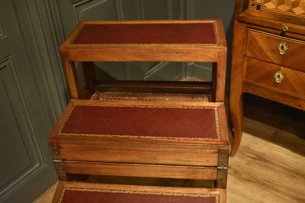 Escabeau de bibliothèque  transformable en fauteuil-photo-4