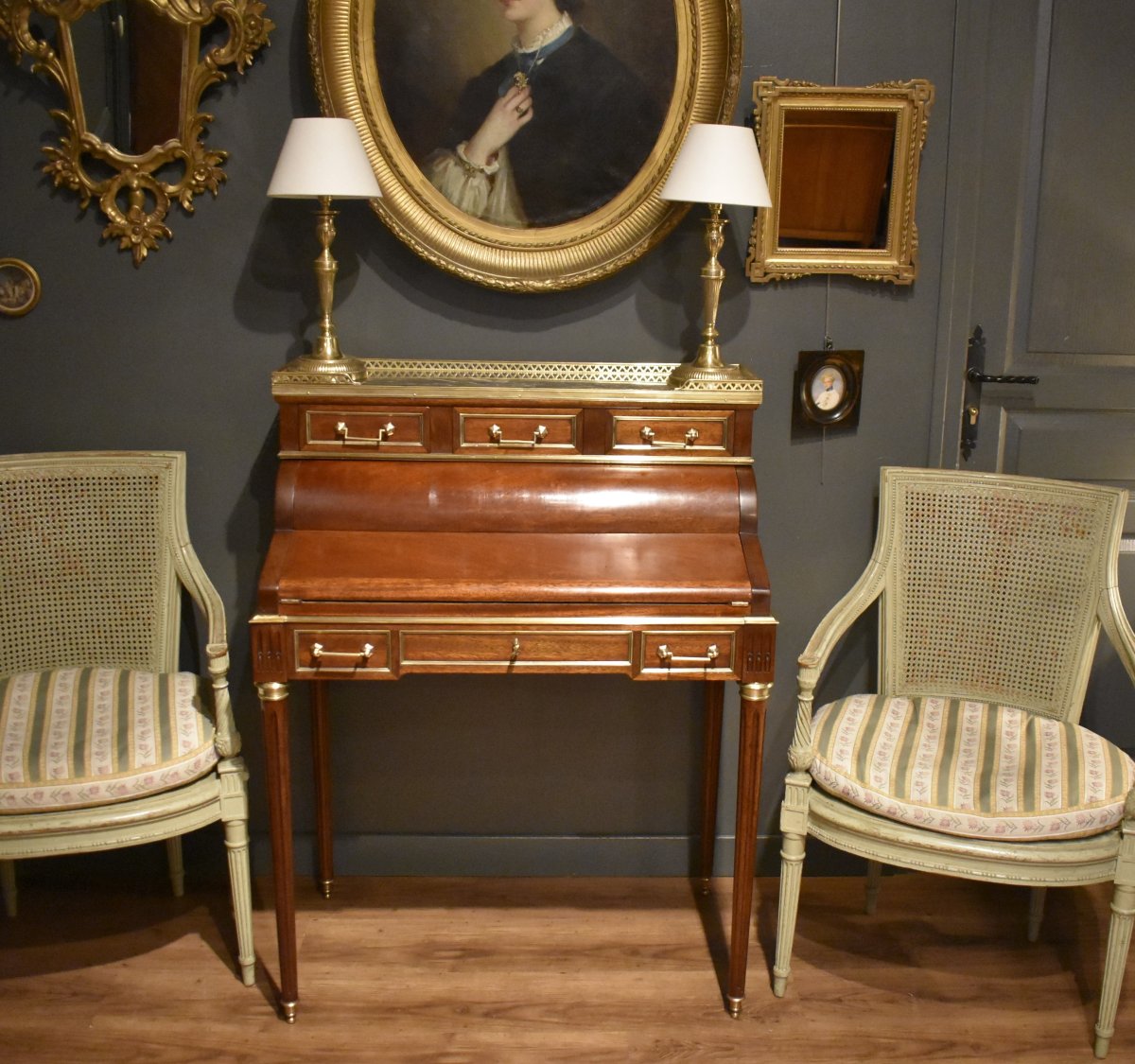 Small Louis XVI-style Modular Desk