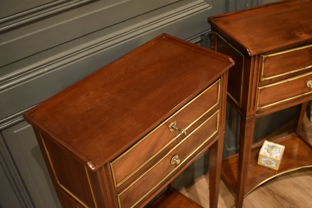 Two Louis XVI-style Nightstands-photo-2