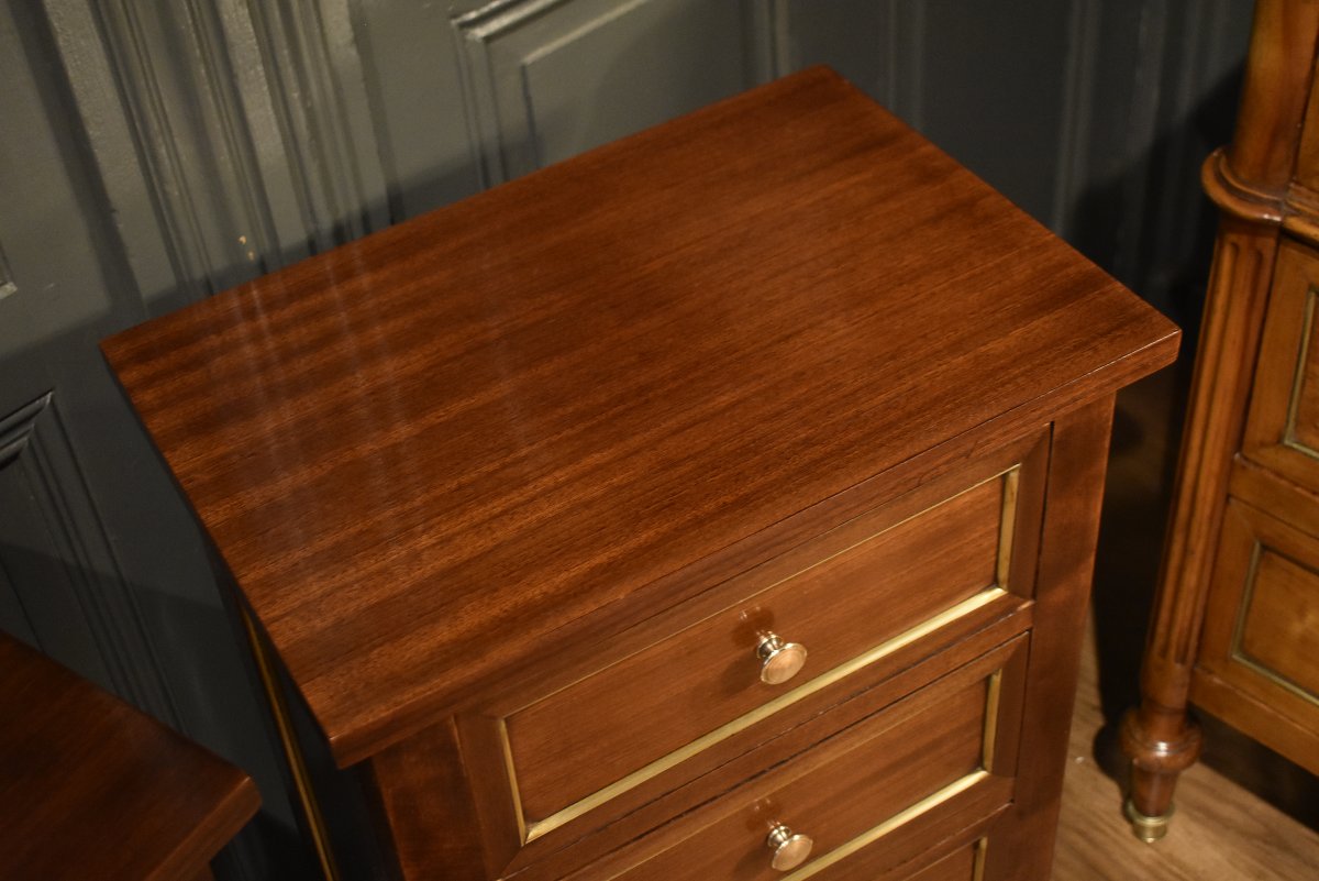 Pair Of Mahogany Nightstands-photo-1