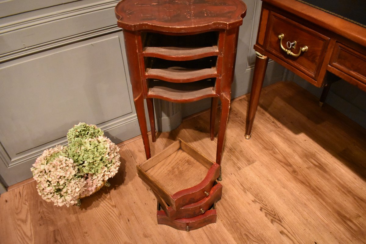 Louis XV Style Red Lacquer Bedside Table-photo-1