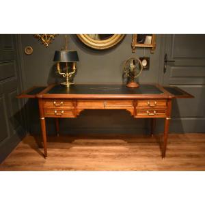 Grand bureau plat de style Louis XVI