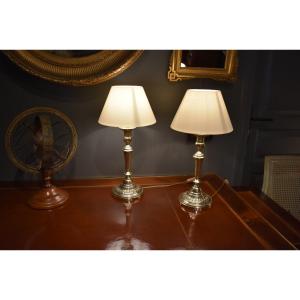Paire de lampes de style Louis XVI